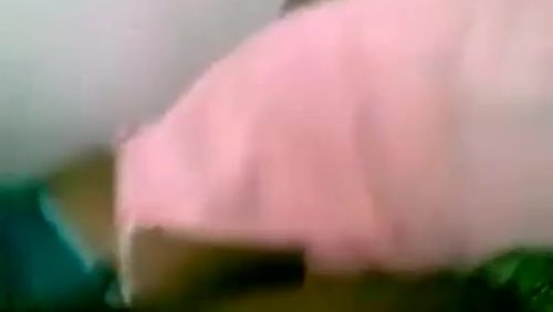 Vid-20190503-pv0001-chennai (it) tamil 39 yrs older married housemaid aunty (green saree) showing her breasts into 45 yrs old married house owner sex porn video-2 Indian Sex Tube